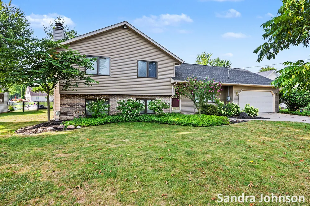 12725 Park Drive Wayland, MI 49348