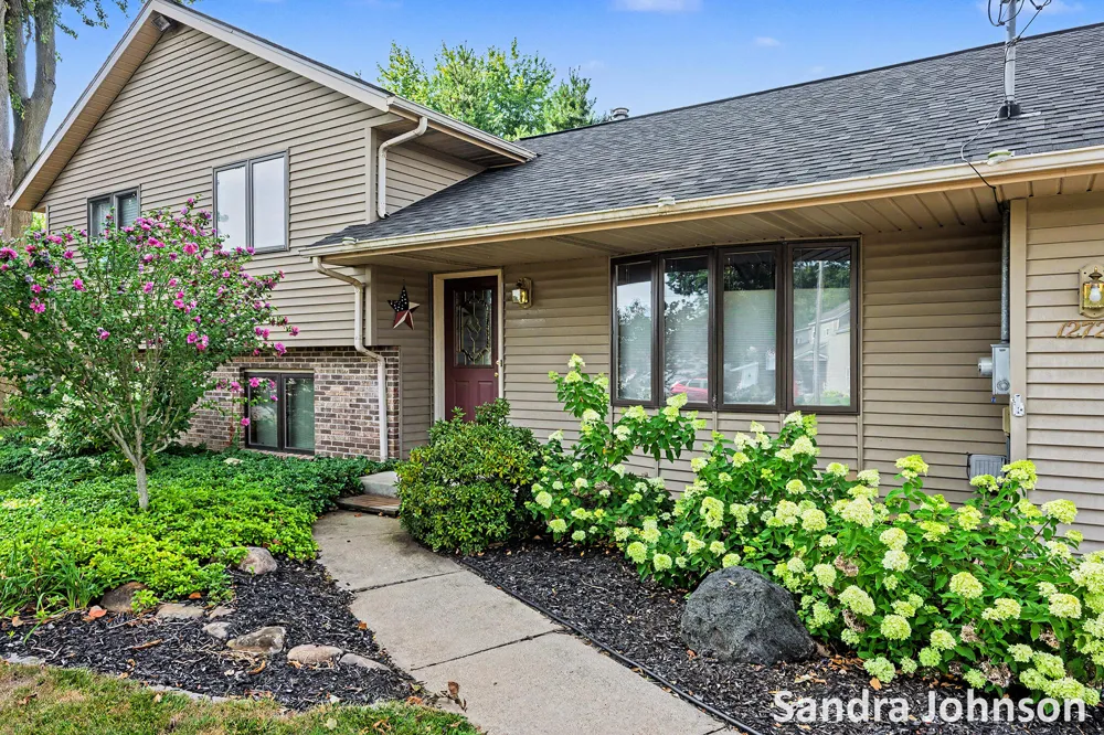12725 Park Drive Wayland, MI 49348