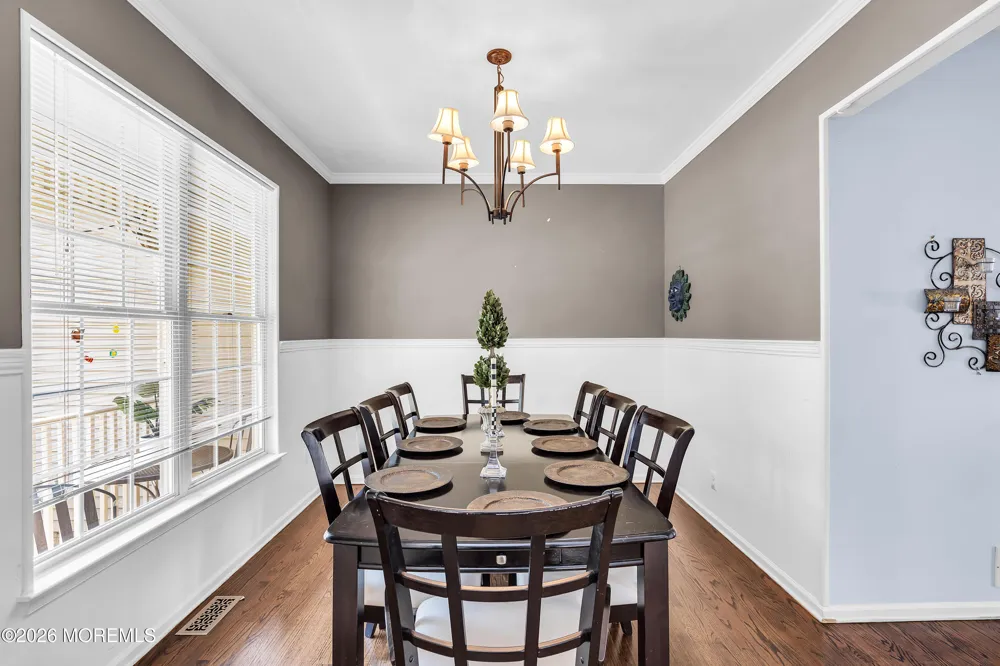 2 Stonehedge Drive East Windsor, NJ 08520