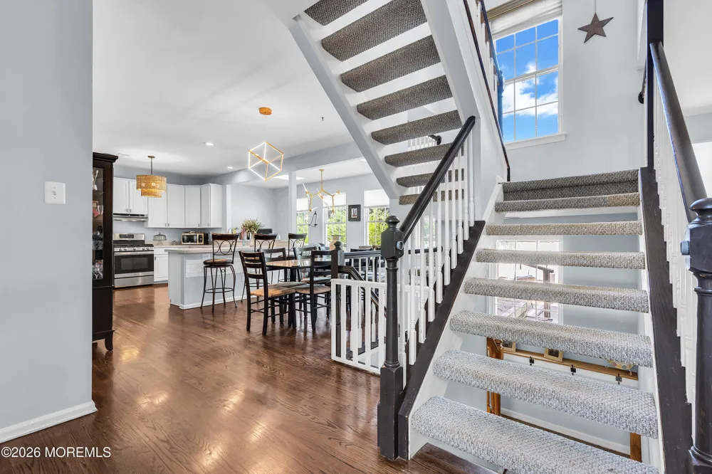 2 Stonehedge Drive East Windsor, NJ 08520