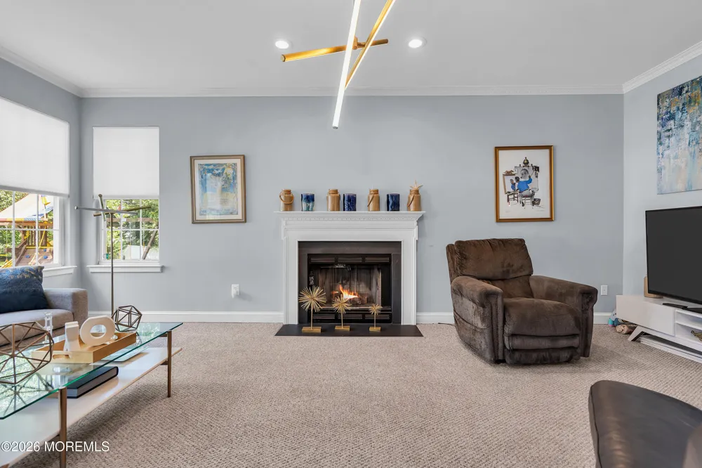 2 Stonehedge Drive East Windsor, NJ 08520