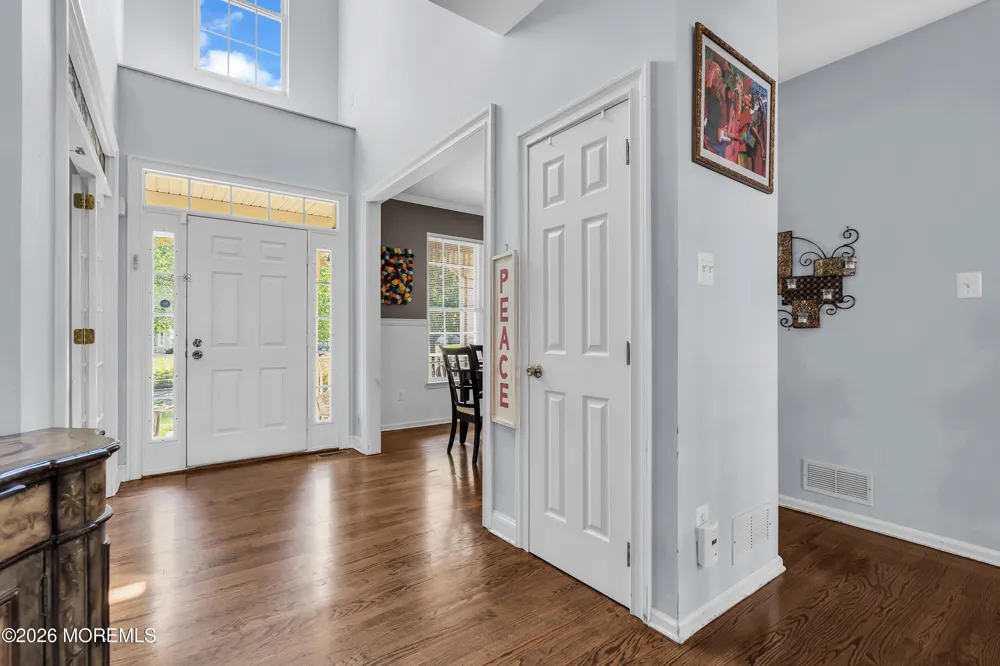 2 Stonehedge Drive East Windsor, NJ 08520