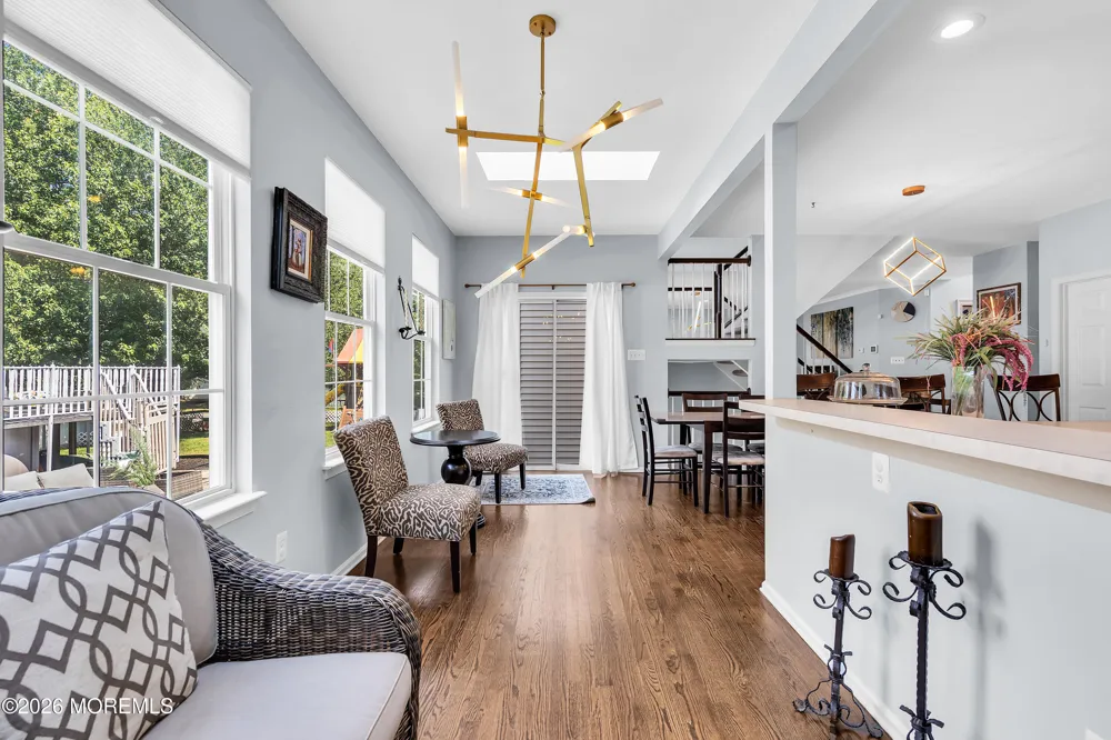 2 Stonehedge Drive East Windsor, NJ 08520