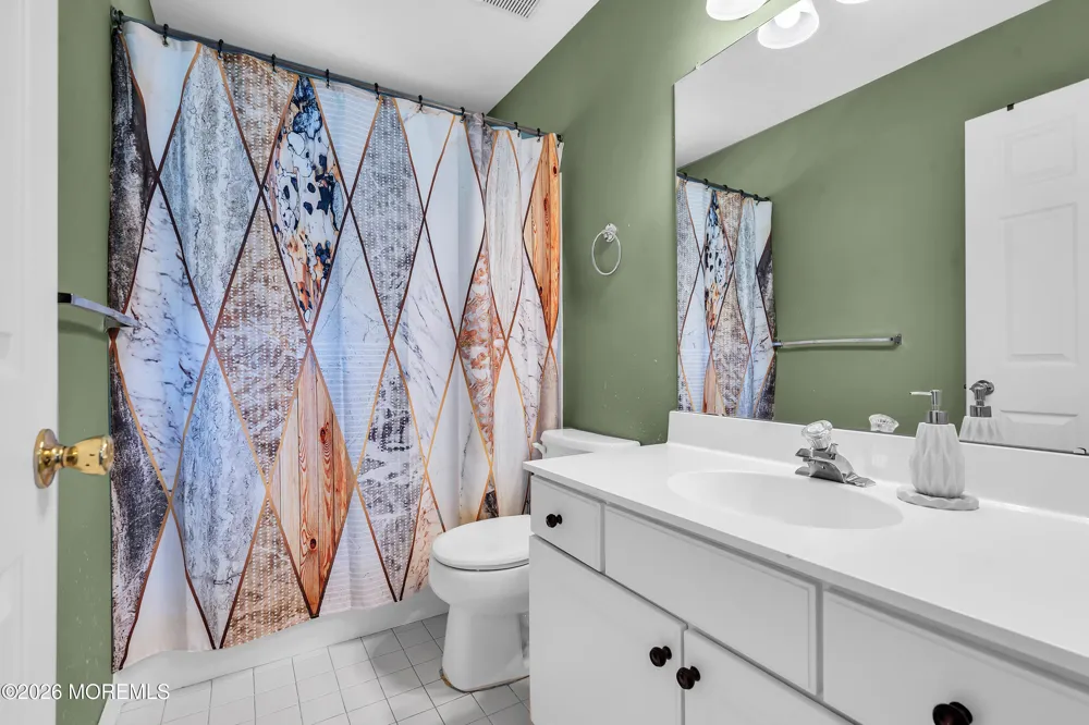 2 Stonehedge Drive East Windsor, NJ 08520