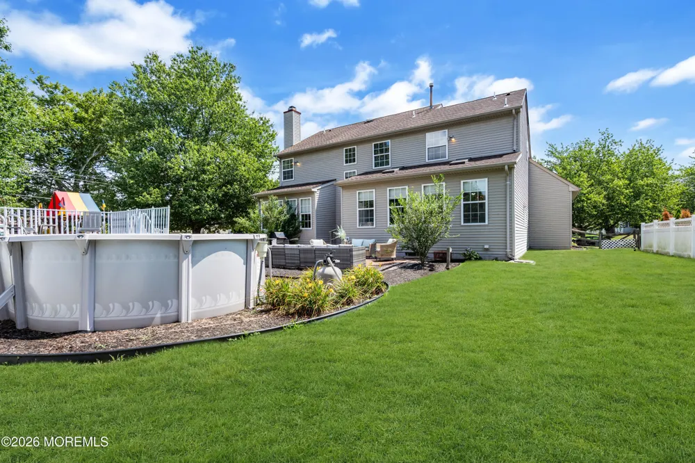 2 Stonehedge Drive East Windsor, NJ 08520