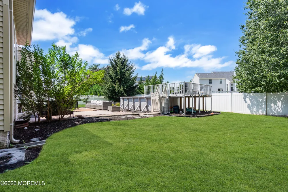2 Stonehedge Drive East Windsor, NJ 08520