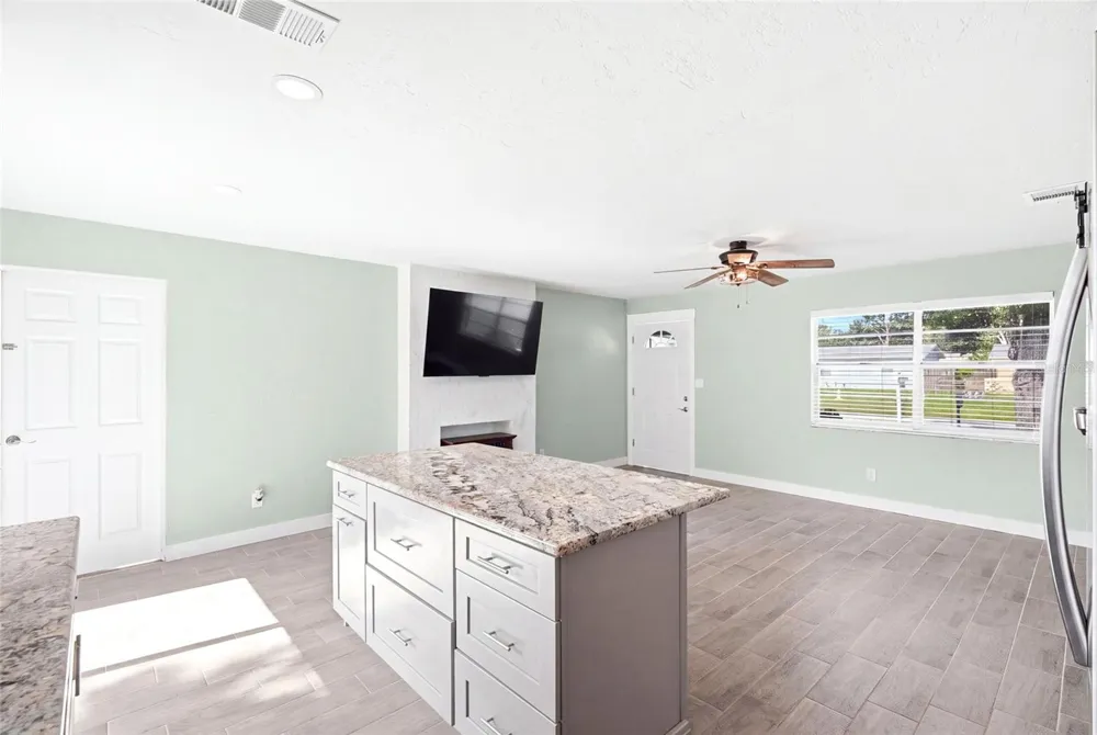 8765 55TH WAY Pinellas Park, FL 33782