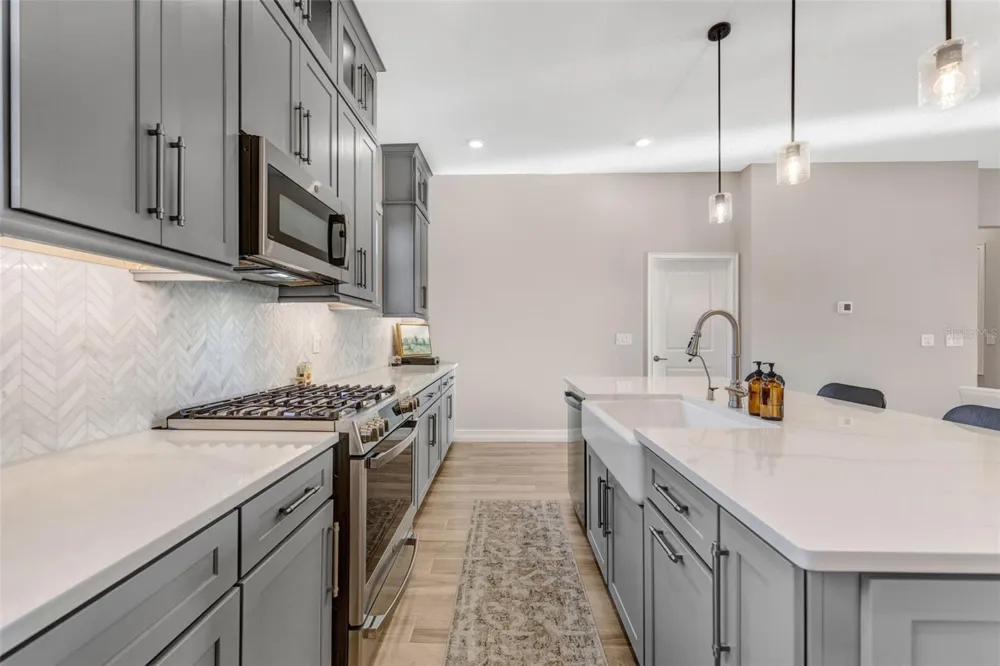 5351 BRIDGE STREET #62 Tampa, FL 33611