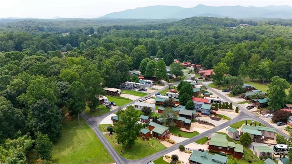 19 Wapiti Lane Cleveland, GA 30528