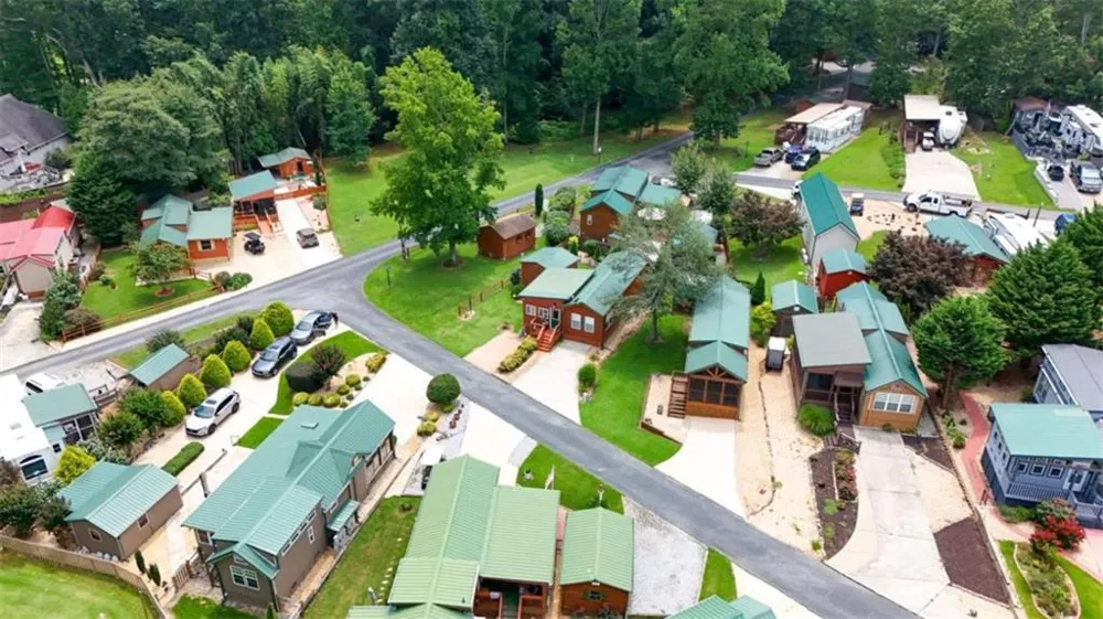 19 Wapiti Lane Cleveland, GA 30528