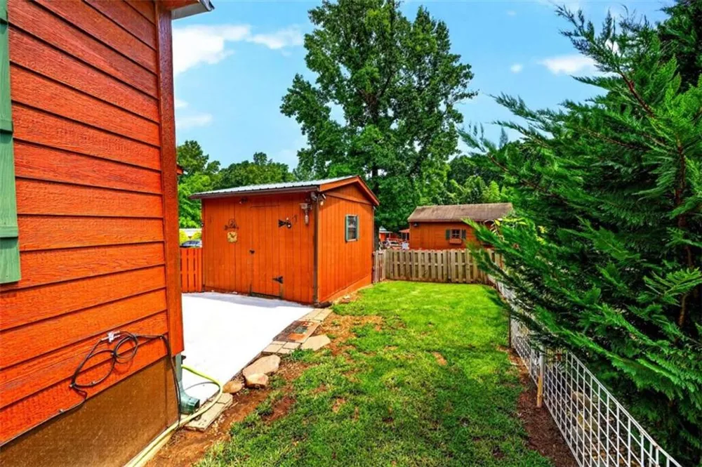 19 Wapiti Lane Cleveland, GA 30528