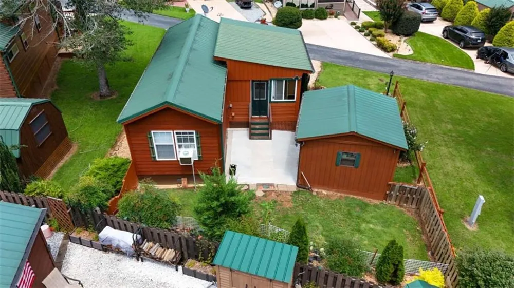 19 Wapiti Lane Cleveland, GA 30528
