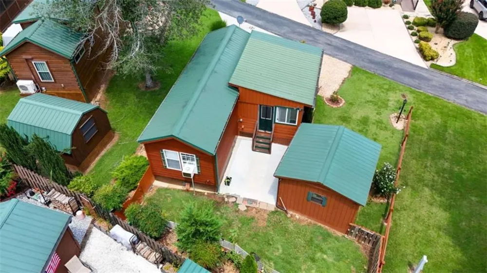19 Wapiti Lane Cleveland, GA 30528