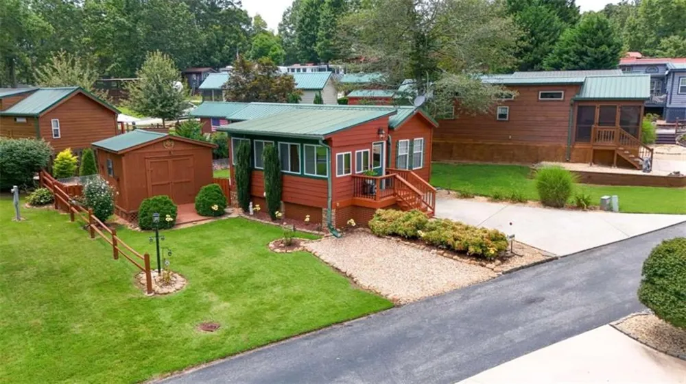 19 Wapiti Lane Cleveland, GA 30528