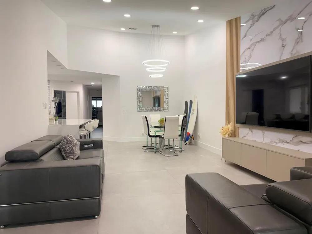 4929 W Lakes Drive Deerfield Beach, FL 33442