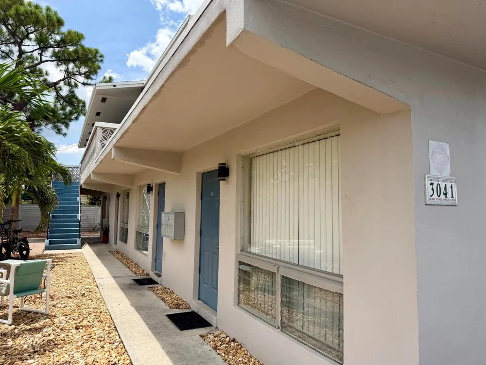 3041 NE 20TH TERRACE #4 Fort Lauderdale, FL 33306