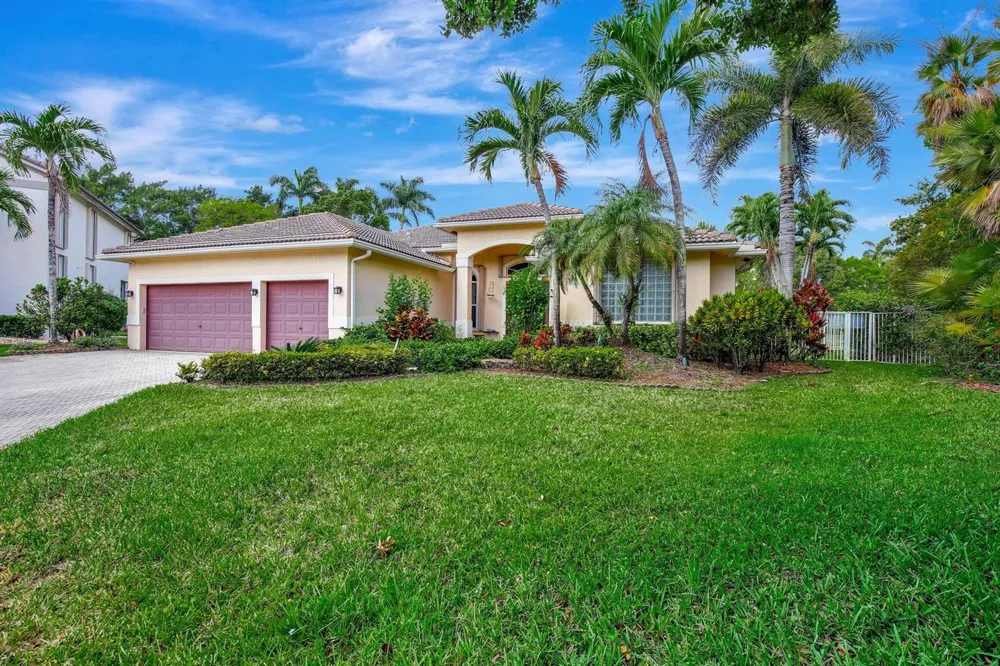 4070 Sanderling Lane Weston, FL 33331