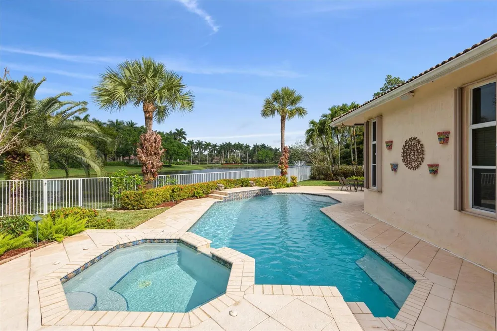 4070 Sanderling Lane Weston, FL 33331