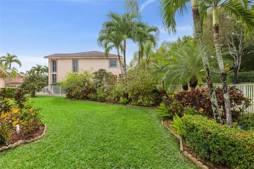 4070 Sanderling Lane Weston, FL 33331