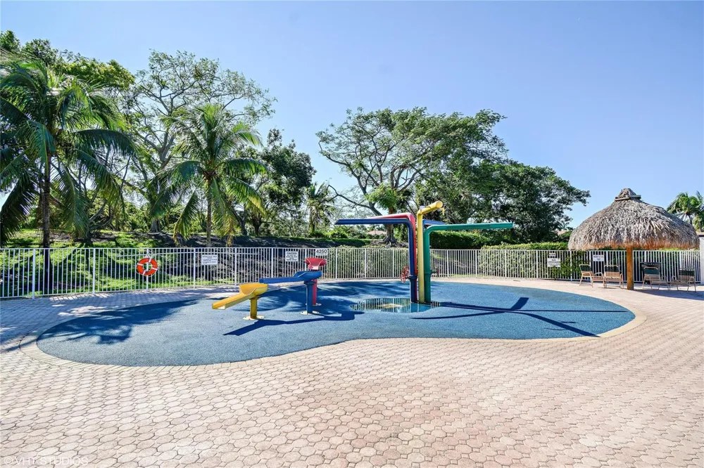 4070 Sanderling Lane Weston, FL 33331
