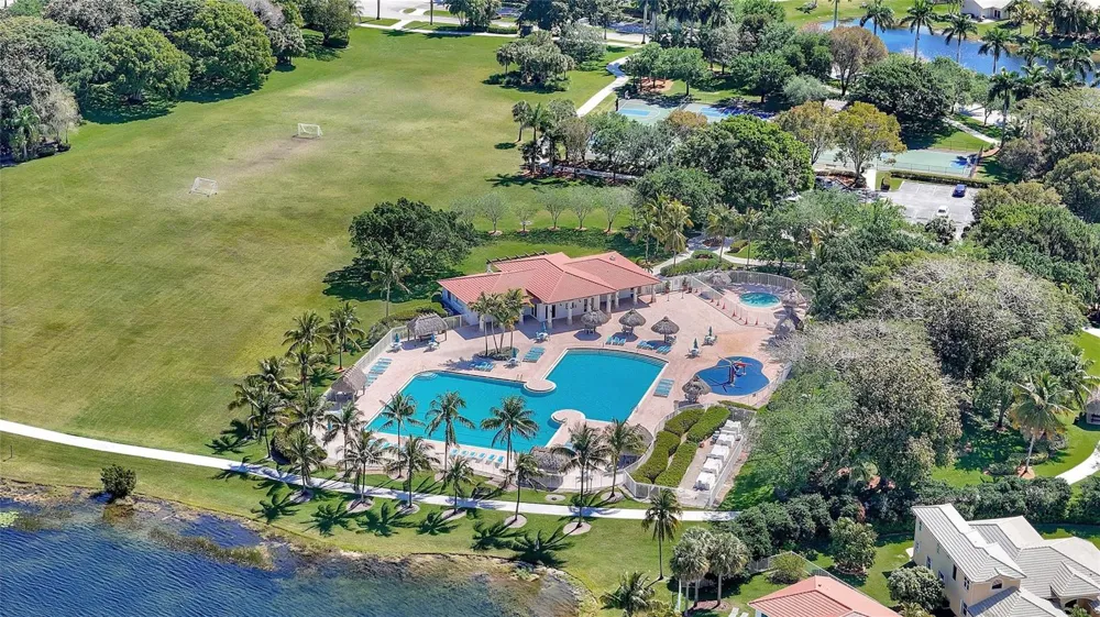 4070 Sanderling Lane Weston, FL 33331