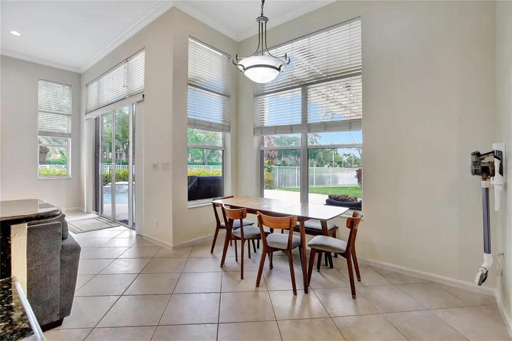 4070 Sanderling Lane Weston, FL 33331