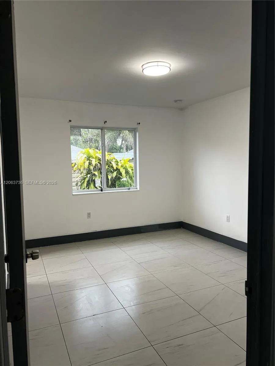 6301 NW 1st Pl Miami, FL 33150