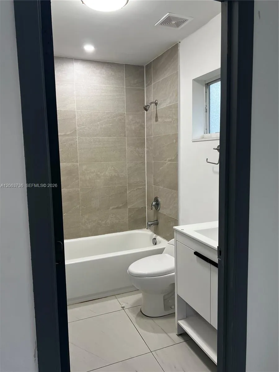 6301 NW 1st Pl Miami, FL 33150