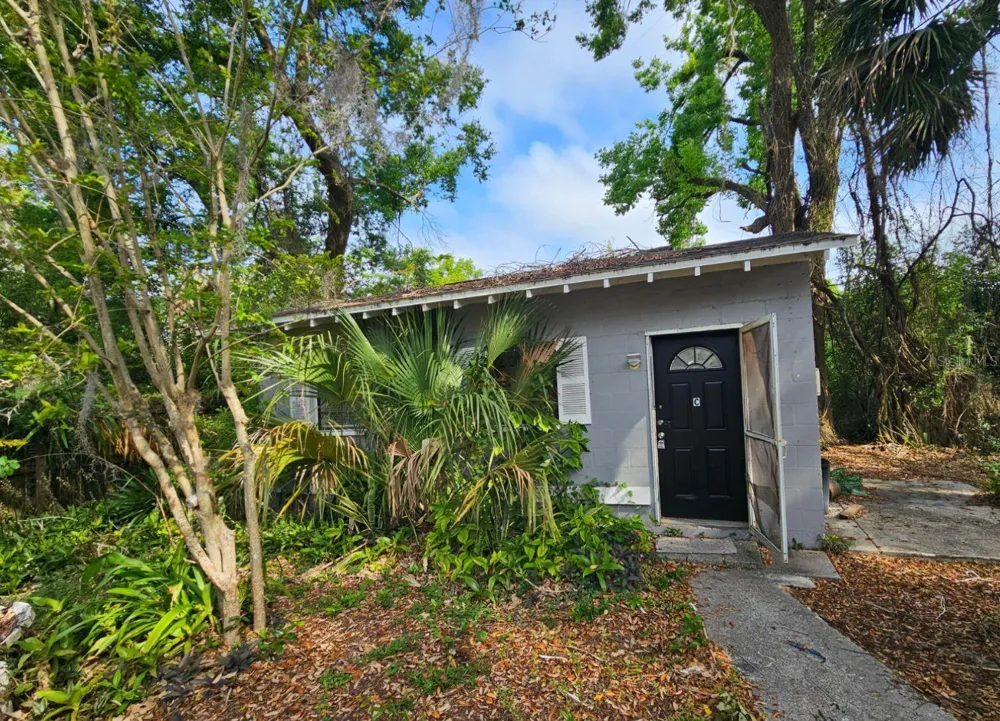 1504 E 99TH AVENUE #C Tampa, FL 33612