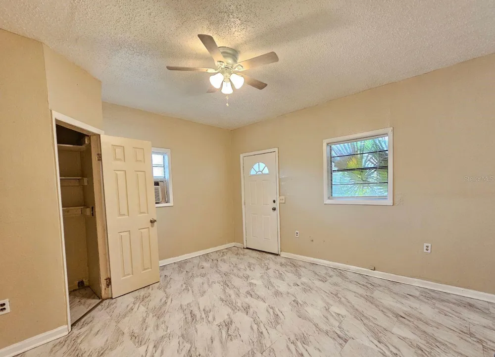 1504 E 99TH AVENUE #C Tampa, FL 33612