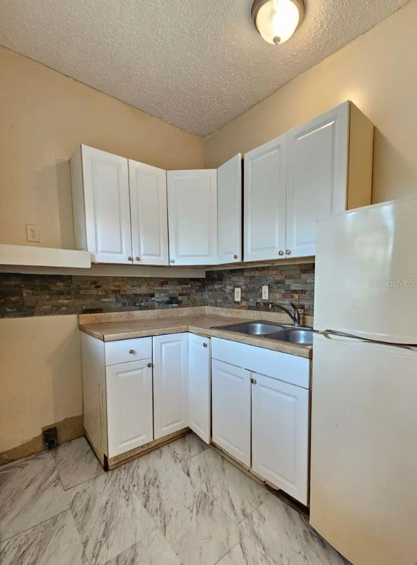 1504 E 99TH AVENUE #C Tampa, FL 33612
