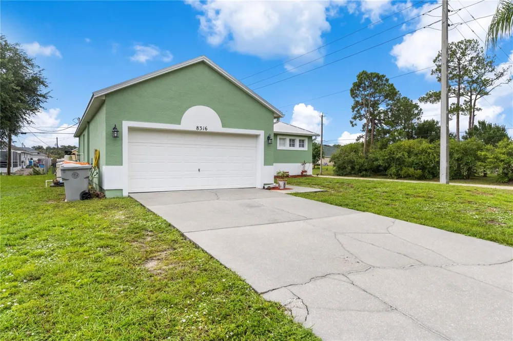8316 106TH AVENUE Vero Beach, FL 32967