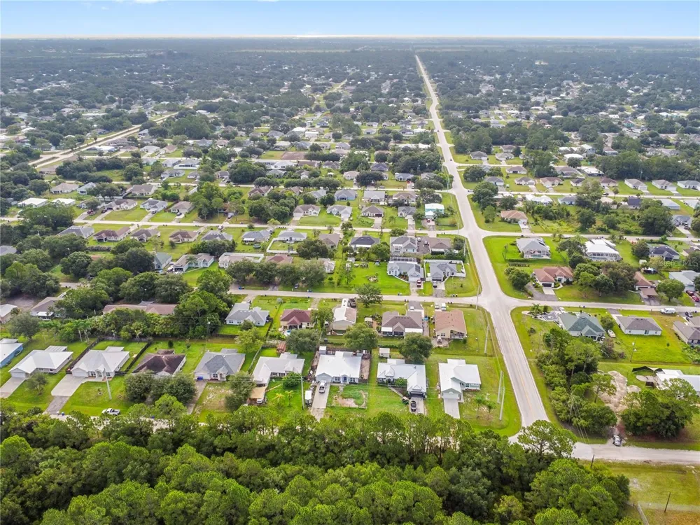 8316 106TH AVENUE Vero Beach, FL 32967