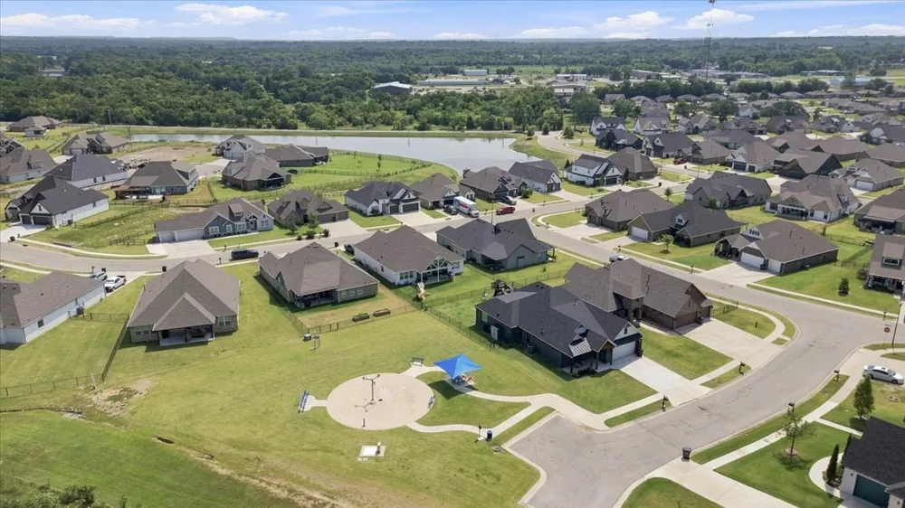19025 E Ridgeline Road Catoosa, OK 74015
