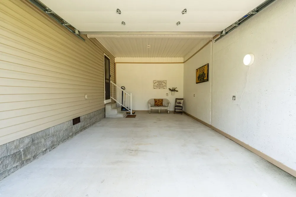97 Brace Loop Summertown, TN 38483