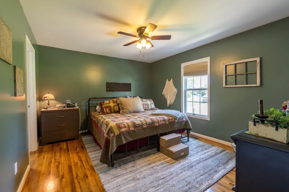 97 Brace Loop Summertown, TN 38483