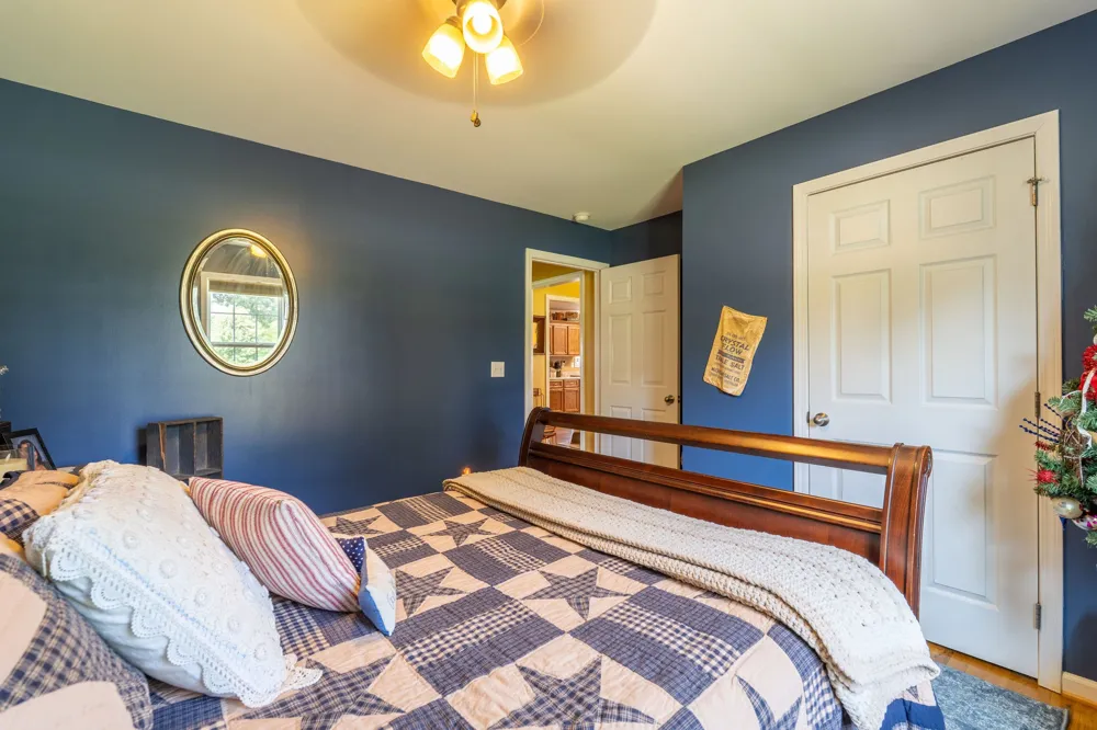 97 Brace Loop Summertown, TN 38483