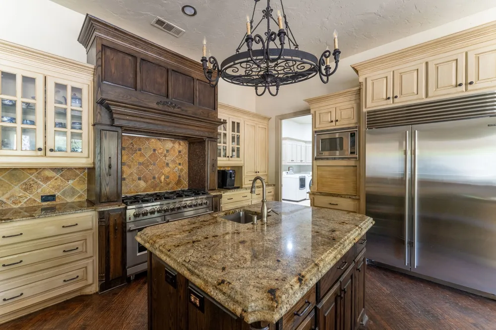 1709 Bison Meadow Lane Heath, TX 75032