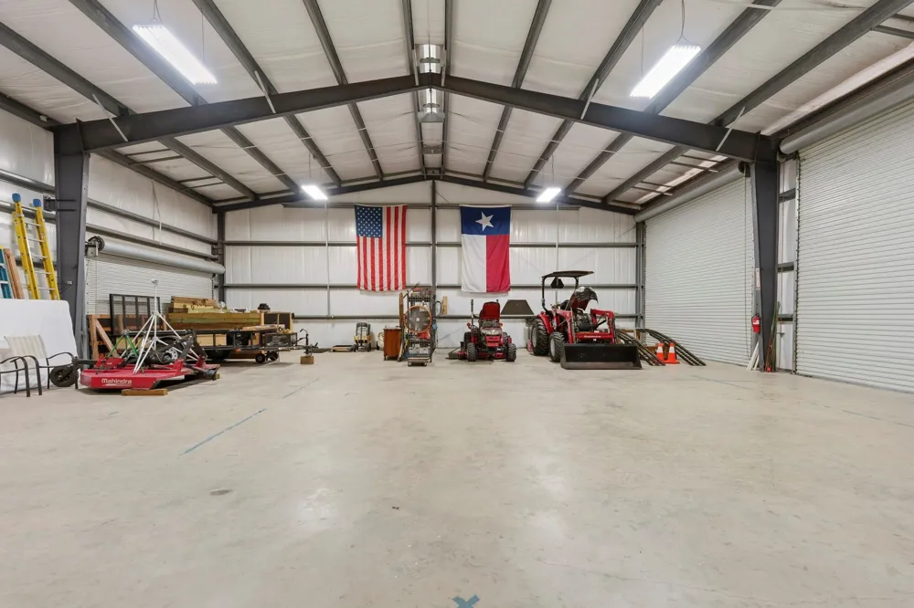 12030 County Line Road Wallis, TX 77485