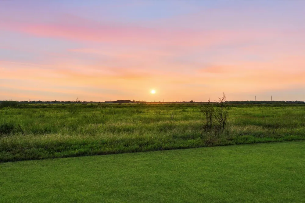 12030 County Line Road Wallis, TX 77485