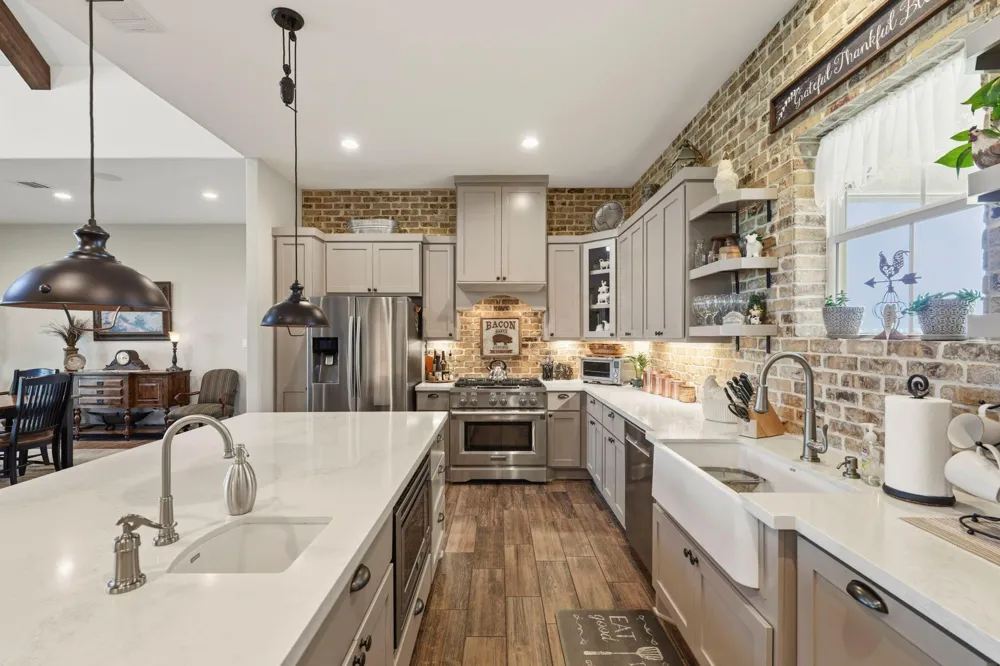 12030 County Line Road Wallis, TX 77485