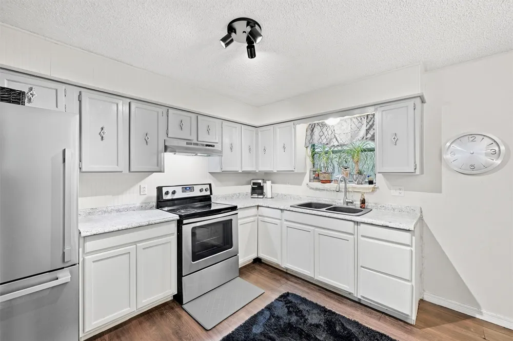 2615 Rodeo Durant, OK 74701