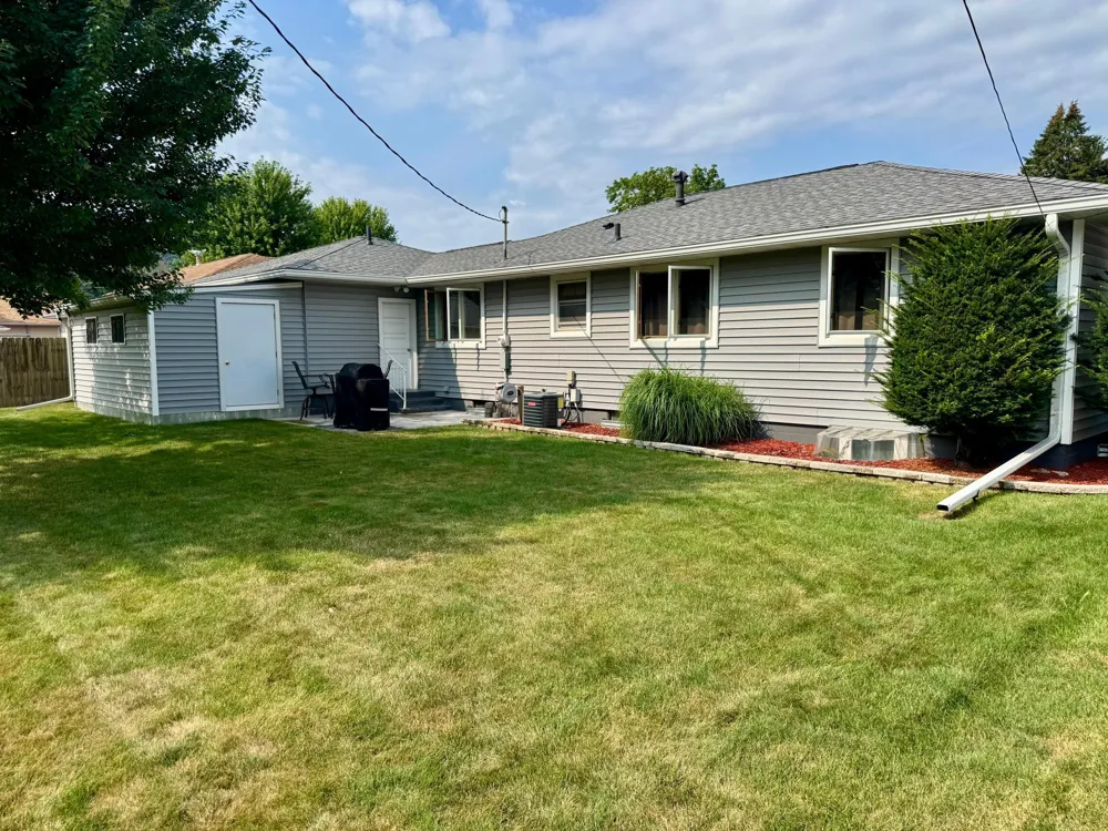 334 Oak Street Winona, MN 55987