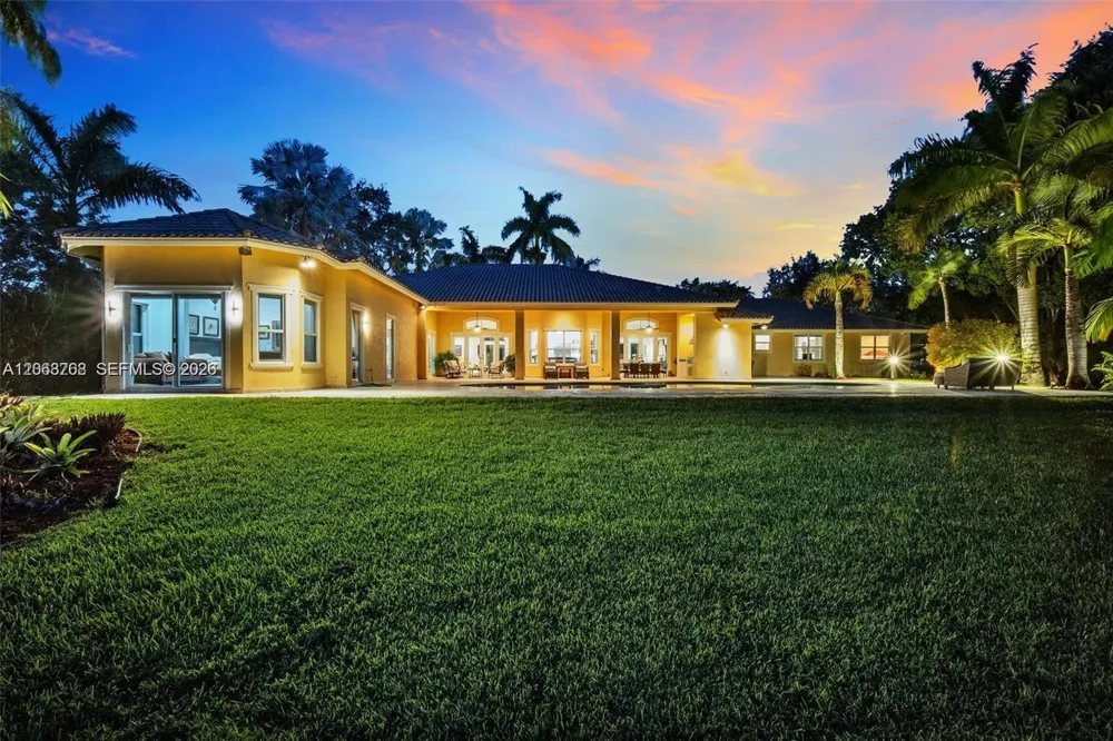 14211 Sunset Ln Southwest Ranches, FL 33330