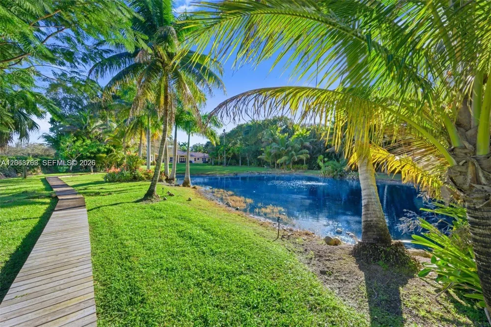 14211 Sunset Ln Southwest Ranches, FL 33330