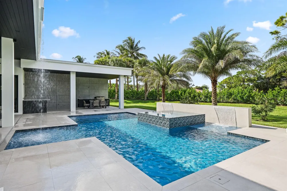 8795 Valencia Court Parkland, FL 33067