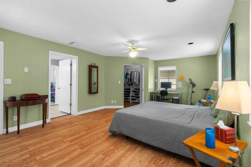1601 NE 48TH COURT Oakland Park, FL 33334