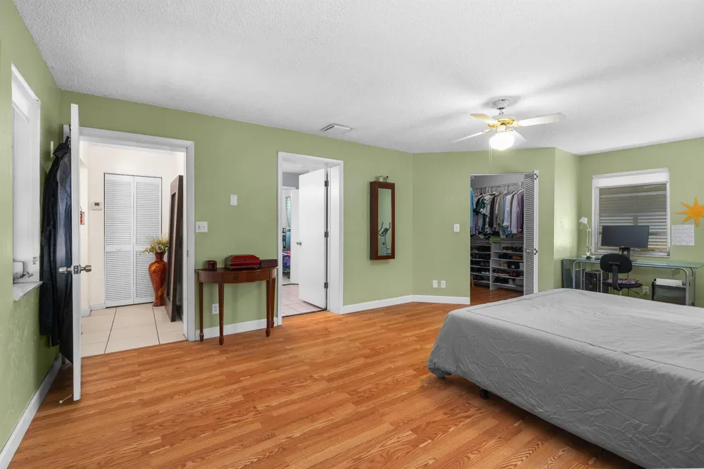 1601 NE 48TH COURT Oakland Park, FL 33334