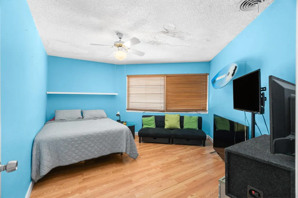 1601 NE 48TH COURT Oakland Park, FL 33334