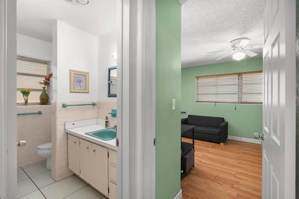1601 NE 48TH COURT Oakland Park, FL 33334